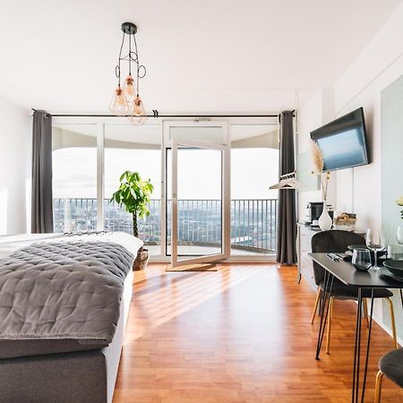 Great City View I 26 Floor I Netflix And Boxspringbed Augsburg Luaran gambar