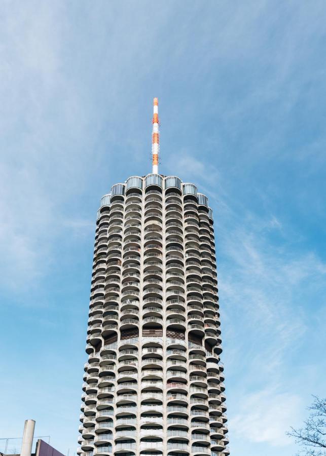 Great City View I 26 Floor I Netflix And Boxspringbed Augsburg Luaran gambar